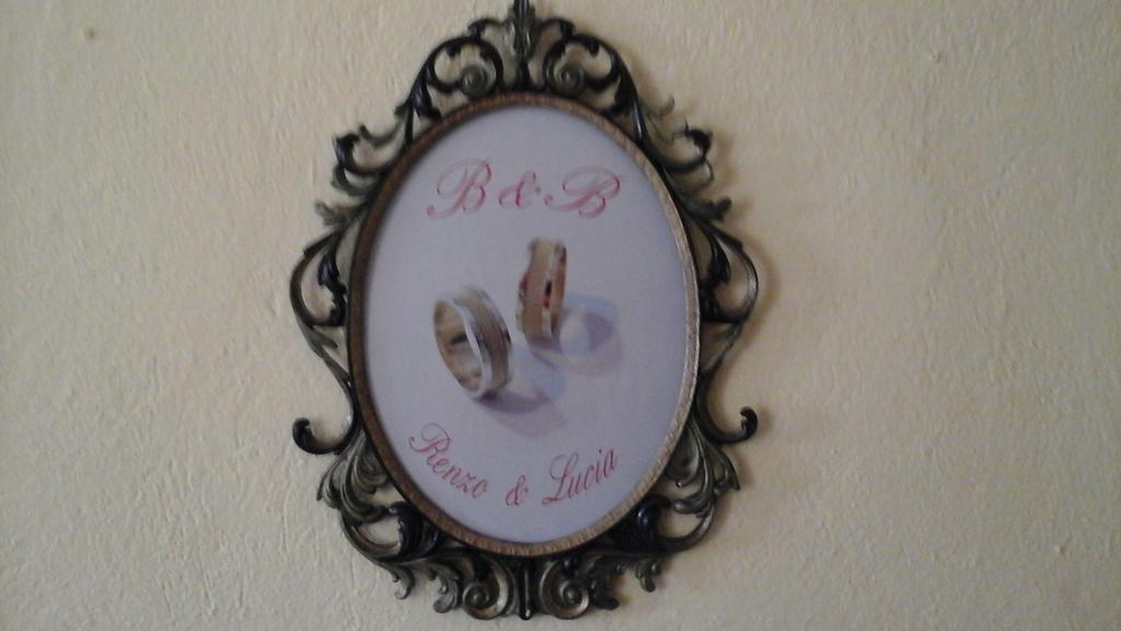 Villa Renzo E Lucia Sant Isidoro  Exteriör bild